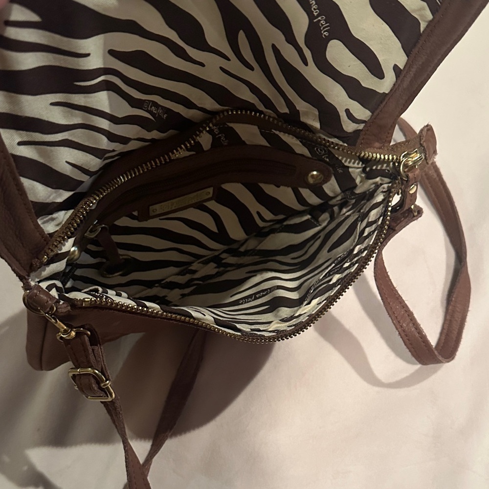 Linea Pelle Brown Leather Crossbody Bag - Picture 12 of 13